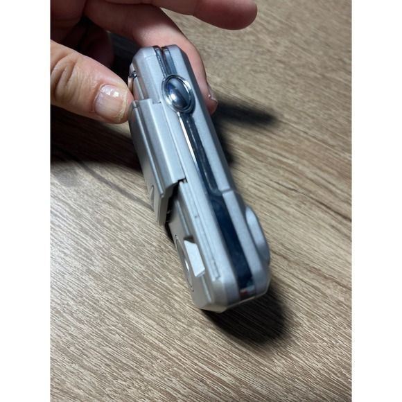 Vintage Silver‎ Digital Camera Model 78379-ACC Collector Retro Style NOT TESTED - Picture 2 of 6